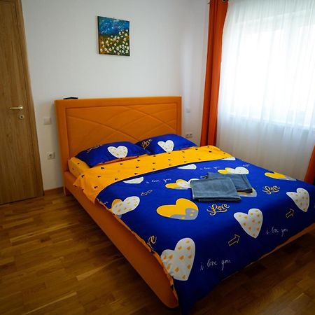 Appartamento Hunyadi Luxury Dna Stanca 1 Sibiu Esterno foto